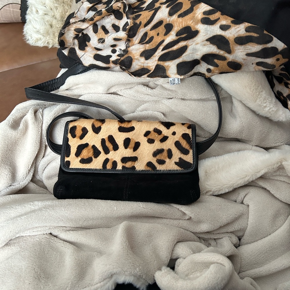 Leopard Print Women's bum bag and scarf